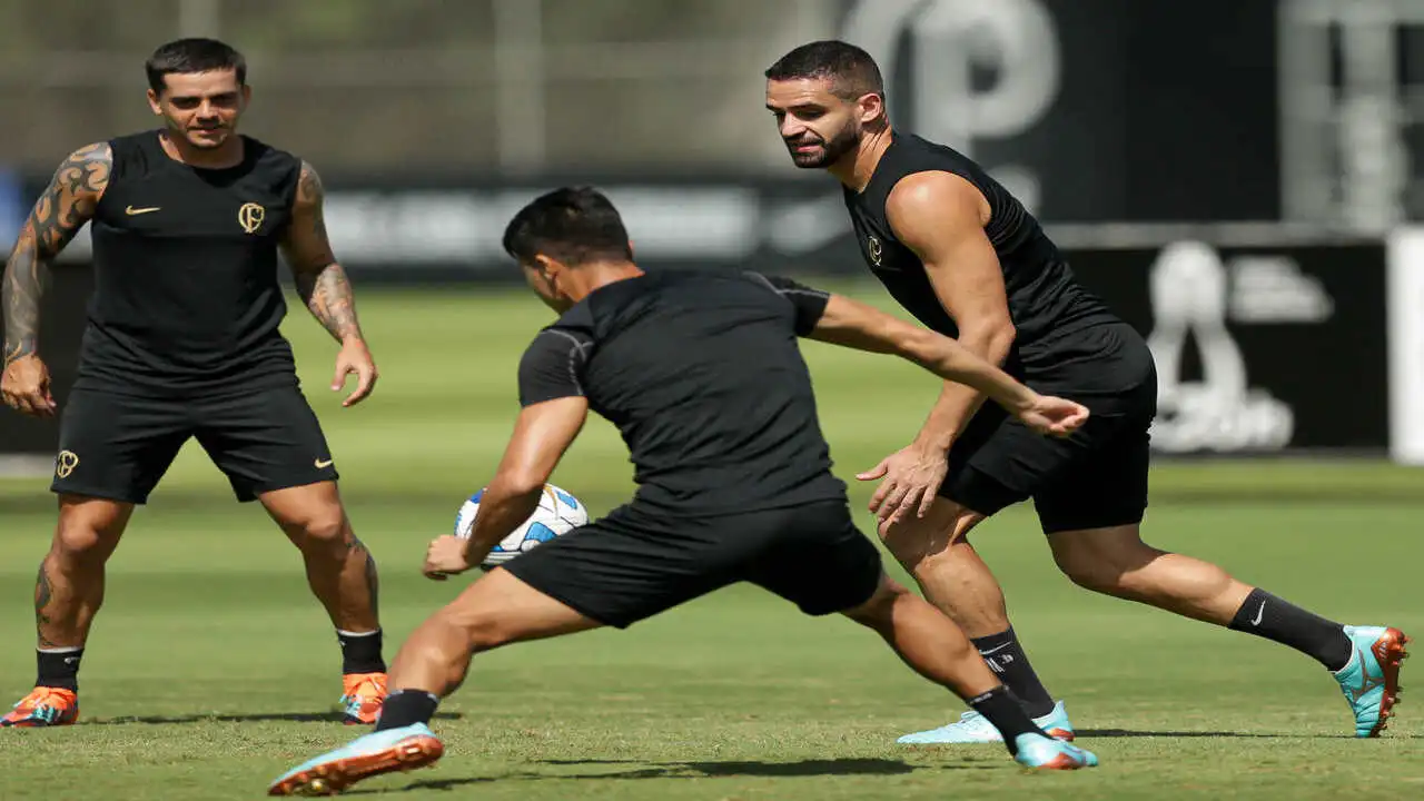 Corinthians divulga a lista de relacionados para a partida diante do Cruzeiro pelo Brasileirão