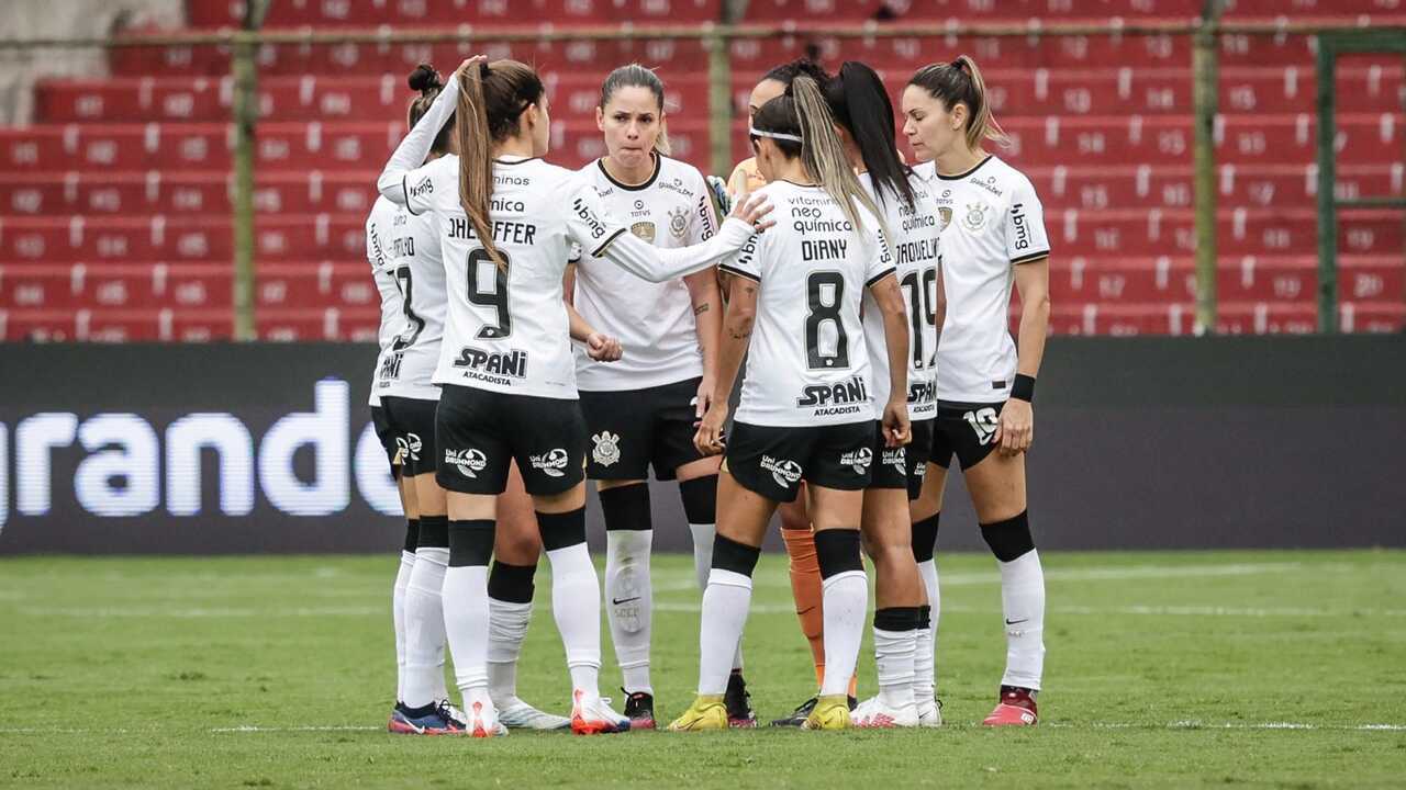 Corinthians Feminino fará amistoso nesta semana antes de retomada dos campeonatos