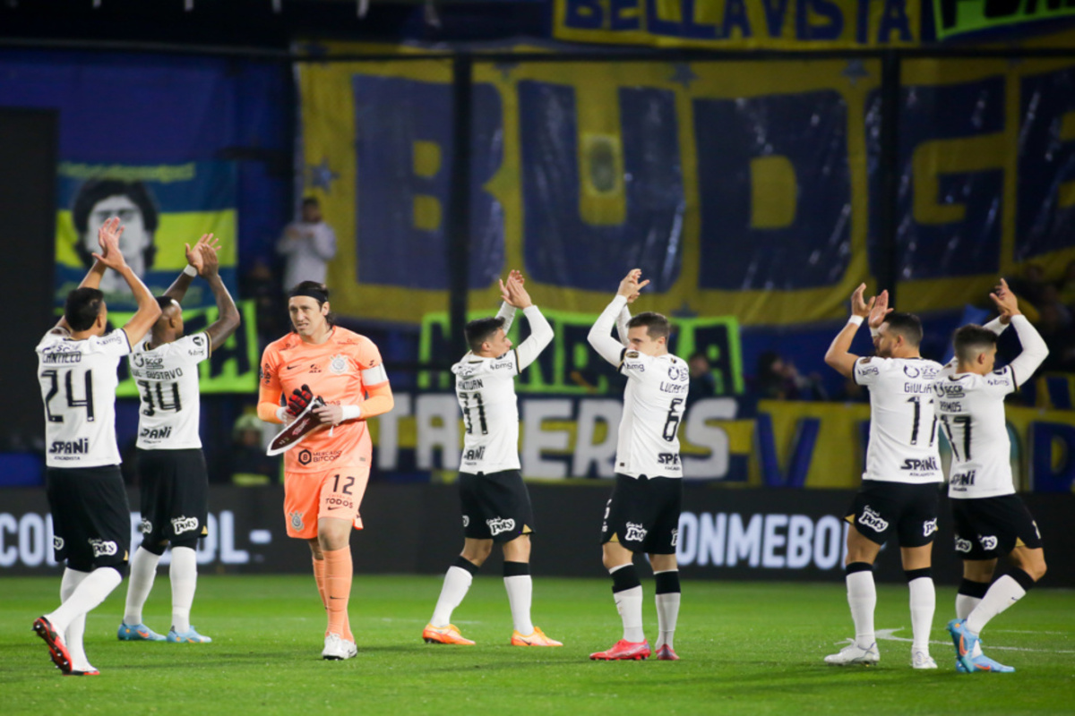 Corinthians é o único clube brasileiro a conseguir eliminar os quatro principais times da argentina como visitante